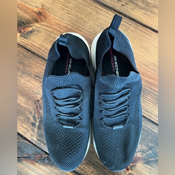 Skechers Black Memory Foam Knit Sneakers, black, size 9, GUC, stretchy, comfort - Picture 3 of 9